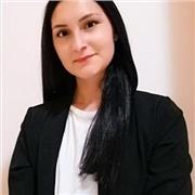 Laureata triennale in Mediazione linguistica e laureata magistrale in Marketing e comunicazione